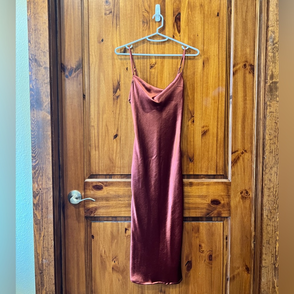 Lulu’s Sleek Rust Slip Dress